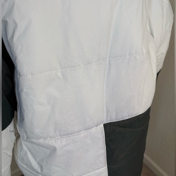 Burton Dry Ride Color Block Snowboard Jacket - Picture 11 of 16